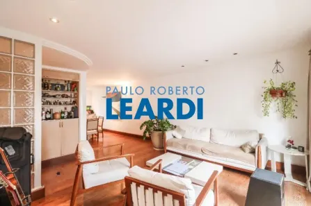 Apartamento com 3 Quartos para venda ou aluguel, 190m² no Jardim Europa, São Paulo