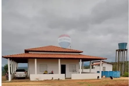 Fazenda/Sítio com 3 Quartos à venda, 3219m² no , Caraíbas
