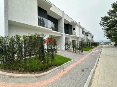 Casa de Condomínio com 3 Quartos à venda, 134m² no Floresta, Joinville