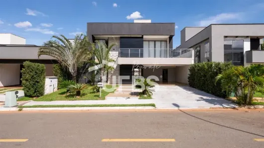 Casa de Condomínio com 3 Quartos à venda, 300m² no Residencial Goiânia Golfe Clube, Goiânia