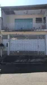 Casa com 2 Quartos à venda, 70m² no Jardim Varan, Suzano