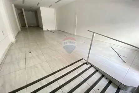 Ponto Comercial para alugar, 130m² no Centro, Juiz de Fora