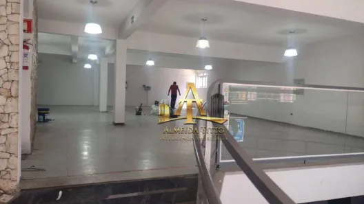 Ponto Comercial para alugar, 350m² no Centro, Osasco