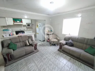 Casa com 4 Quartos à venda, 200m² no Saci, Teresina
