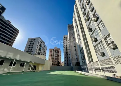 Apartamento com 2 Quartos à venda, 98m² no Centro, Florianópolis