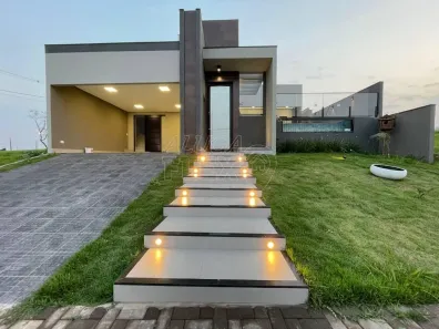 Casa de Condomínio com 3 Quartos à venda, 182m² no Jardim Tarobá, Cambé
