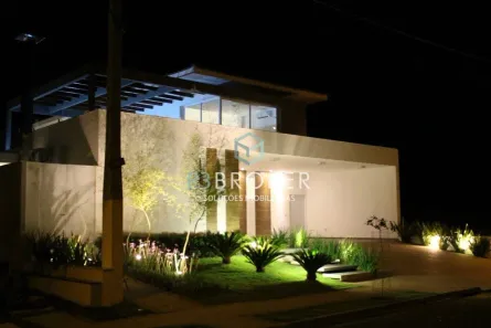 Casa de Condomínio com 3 Quartos para alugar, 340m² no Residencial Lago Sul, Bauru
