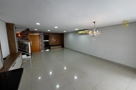 Casa com 3 Quartos para venda ou aluguel, 290m² no Jardim Imperial, Cuiabá