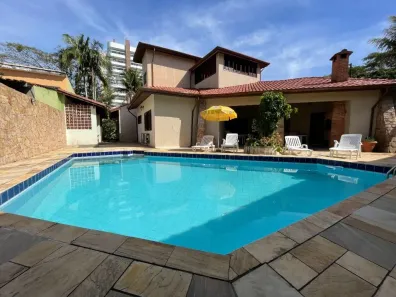 Casa com 4 Quartos à venda, 374m² no São Lourenço, Bertioga