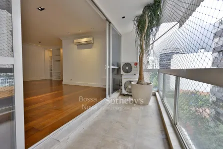 Apartamento com 4 Quartos à venda, 212m² no Lagoa, Rio de Janeiro