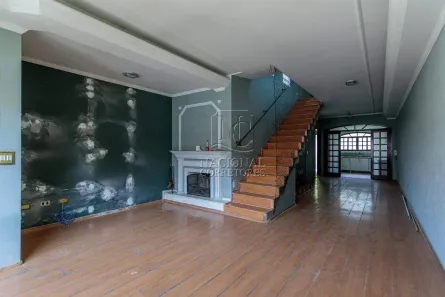 Sobrado com 4 Quartos para alugar, 282m² no Parque das Nações, Santo André