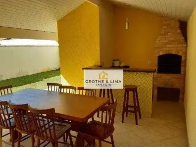 Sobrado com 4 Quartos à venda, 200m² no Parque São Luís, Taubaté