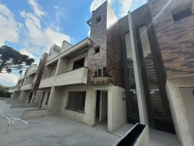 Sobrado com 3 Quartos à venda, 210m² no Hugo Lange, Curitiba