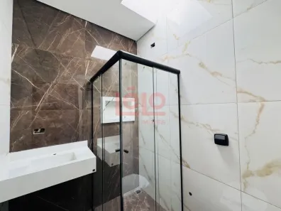 Casa com 3 Quartos à venda, 100m² no Jardim Universo, Maringá