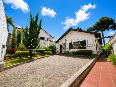 Casa com 3 Quartos à venda, 170m² no São Francisco, Curitiba