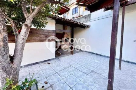 Casa com 3 Quartos à venda, 191m² no Jardim Guanabara, Rio de Janeiro