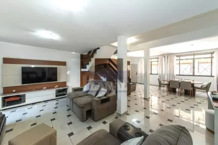 Sobrado com 4 Quartos à venda, 252m² no Parque Jabaquara, São Paulo