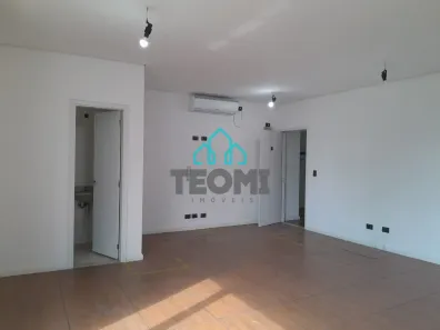 Sala Comercial à venda, 40m² no Centro, Taubaté