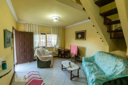 Casa com 5 Quartos à venda, 200m² no Nonoai, Porto Alegre