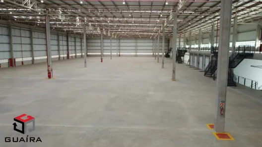 Galpão/Depósito/Armazém para alugar, 1685m² no Lagoa, Araçariguama