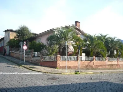 Casa com 2 Quartos à venda, 200m² no Bela Vista, Caxias do Sul