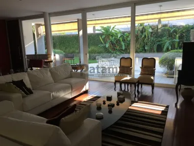 Sobrado com 3 Quartos para venda ou aluguel, 237m² no Vila Morumbi, São Paulo