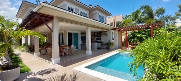 Casa com 5 Quartos à venda, 360m² no Cararu, Eusébio