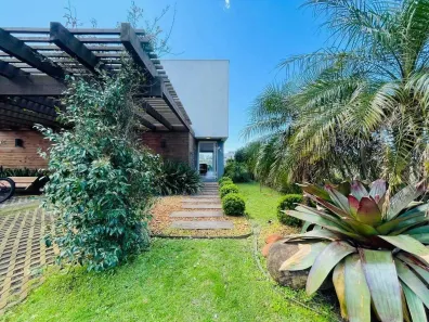 Sobrado com 3 Quartos à venda, 151m² no XANGRI-LÁ, Xangri-lá