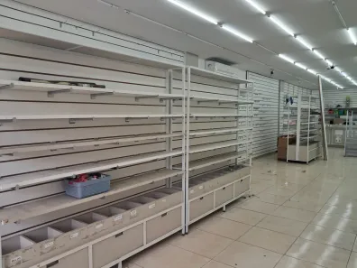 Ponto Comercial à venda, 240m² no Boca do Rio, Salvador