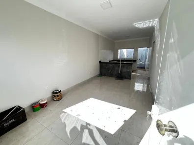 Casa com 2 Quartos à venda, 75m² no Jardim Ipanema, Uberlândia