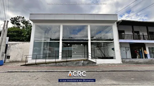 Ponto Comercial para alugar, 768m² no Velha Central, Blumenau