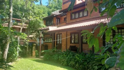 Casa com 4 Quartos à venda, 280m² no Lagoa da Conceição, Florianópolis