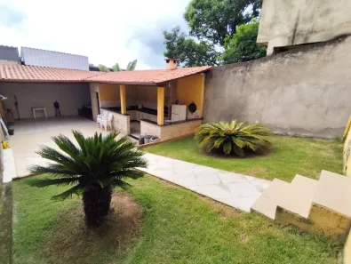 Casa com 3 Quartos à venda, 240m² no Céu Azul, Belo Horizonte