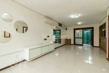 Casa de Condomínio com 3 Quartos à venda, 135m² no Ipanema, Porto Alegre