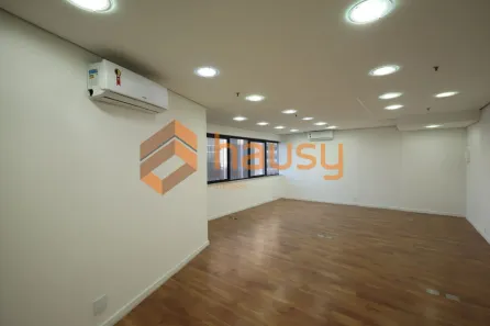 Sala Comercial para venda ou aluguel, 62m² no Santo Amaro, São Paulo
