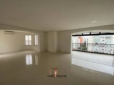 Apartamento com 3 Quartos para alugar, 240m² no Moema, São Paulo