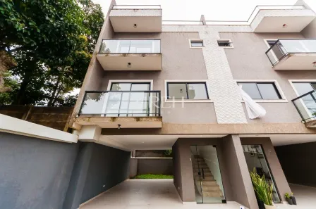 Casa de Condomínio com 3 Quartos para alugar, 175m² no Vista Alegre, Curitiba