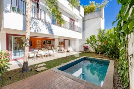 Casa com 3 Quartos à venda, 536m² no Jardim Petrópolis, São Paulo