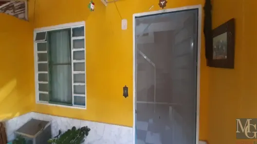 Casa de Condomínio com 2 Quartos à venda, 70m² no Vila Santa Cruz, Duque de Caxias