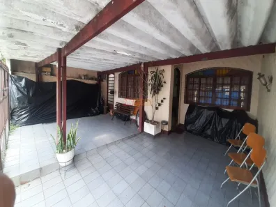 Casa com 2 Quartos à venda, 149m² no Santa Maria, Santo André