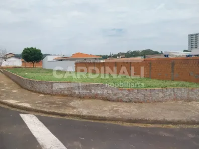 Lote/Terreno à venda, 308m² no Jardim de Cresci, São Carlos