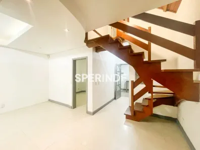 Casa com 3 Quartos para alugar, 175m² no Santana, Porto Alegre