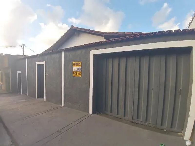Casa com 3 quartos — Estrela do Oriente, Belo Horizonte