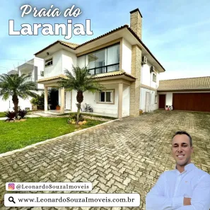 Sobrado com 4 Quartos à venda, 270m² no Laranjal, Pelotas