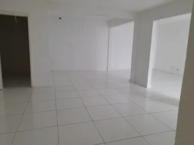 Imóvel Comercial com 7 Quartos à venda, 305m² no Treze de Julho, Aracaju