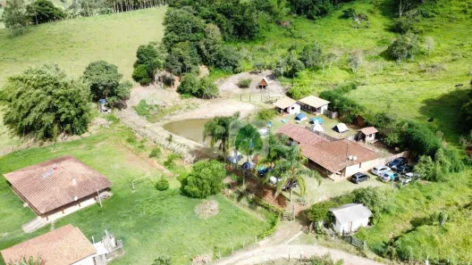 Fazenda/Sítio com 3 Quartos à venda, 150m² no , São Bento do Sapucaí