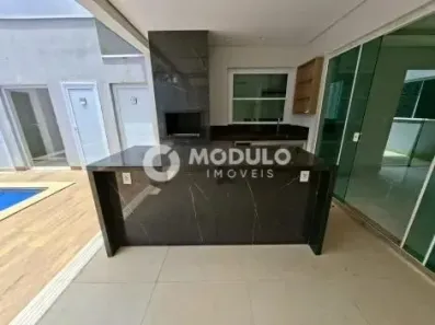 Casa com 3 Quartos à venda, 223m² no Bosque dos Buritis, Uberlândia