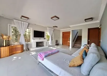 Casa de Condomínio com 3 Quartos à venda, 342m² no Jardim Caiapiá, Cotia