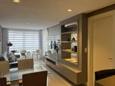Apartamento com 2 Quartos para alugar, 77m² no Mont Serrat, Porto Alegre