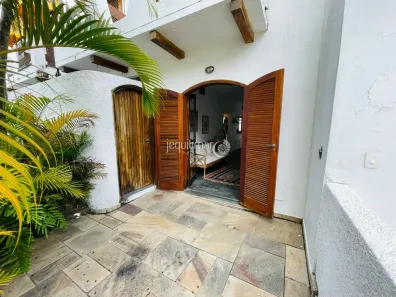 Casa de Condomínio com 3 Quartos à venda, 185m² no Enseada, Guarujá